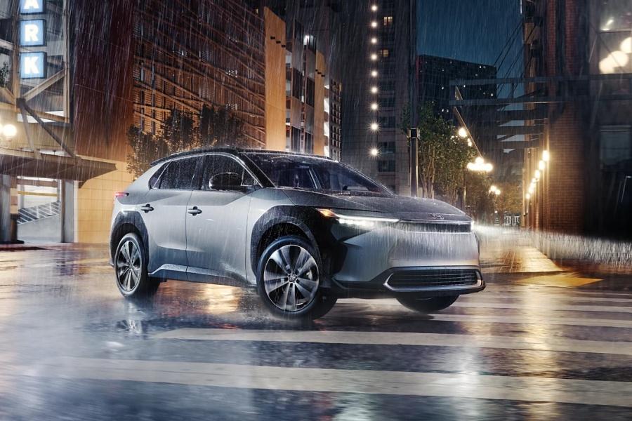 10 Best Features of the 2023 Toyota bZ4X 