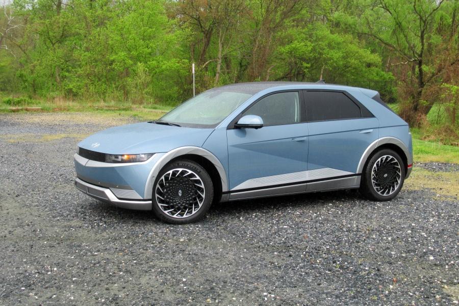 10 Best New SUVs for Summer