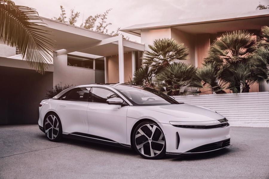10 Best Features of the 2022 Lucid Air