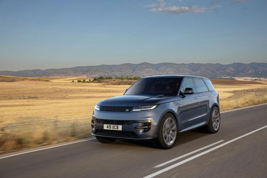 10 Best Features of the 2023 Land Rover Range Rover Sport